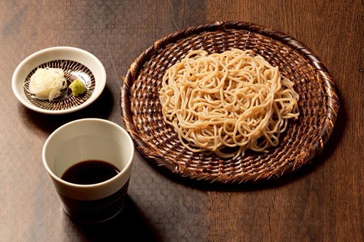 蕎麦で〆る